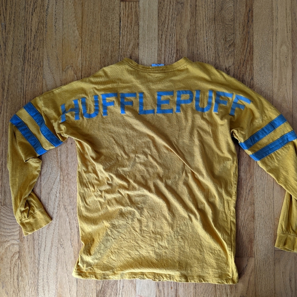Boxed Lunch Harry Potter Hufflepuff Jersey Style Shirt Size Small